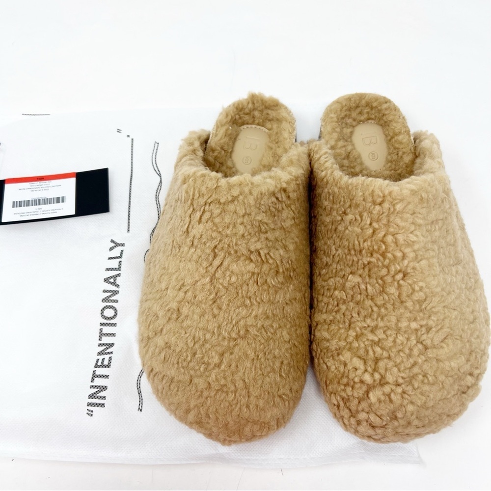 INTENTIONALLY BLANK BROWN APRES SLIPPER FLEECE SLIP ON MULES CLOGS SZ 6 NEW
